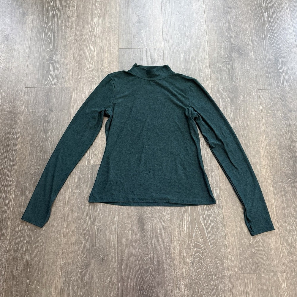 Beyond Yoga Green Captivating Spacedye Turtleneck Pullover Sz M Minimalist